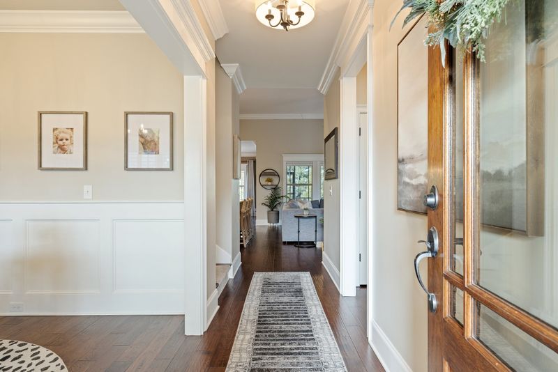 1627 Fairhaven Ln, Murfreesboro, TN 37128