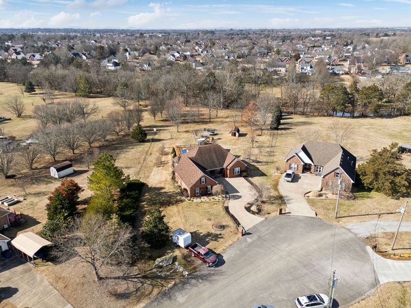 1108 Creekround Ct, Murfreesboro, TN 37130