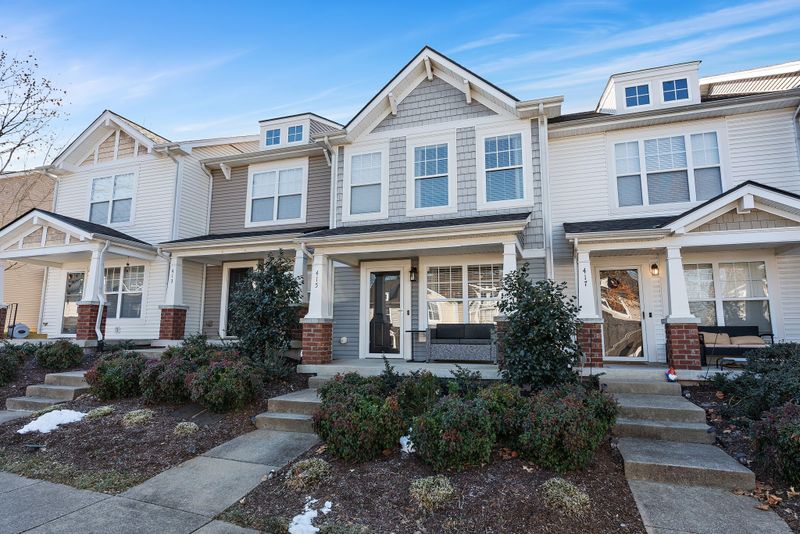 415 Shadow Glen Dr, Nashville, TN 37211