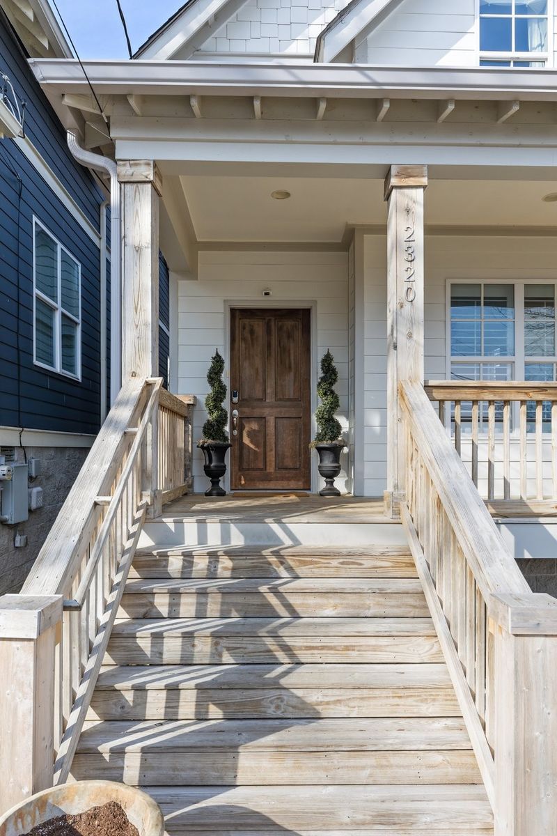 2320 Burns St, Nashville, TN 37216