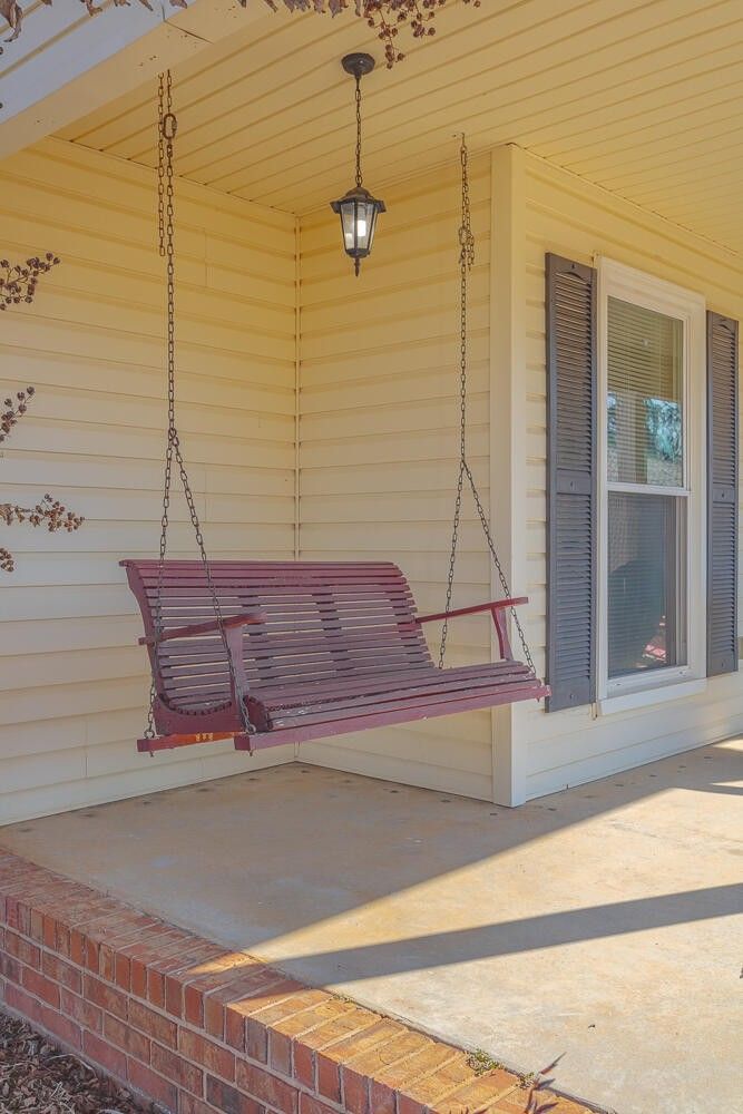 70 Ridge Ln, Chatsworth, GA 30705