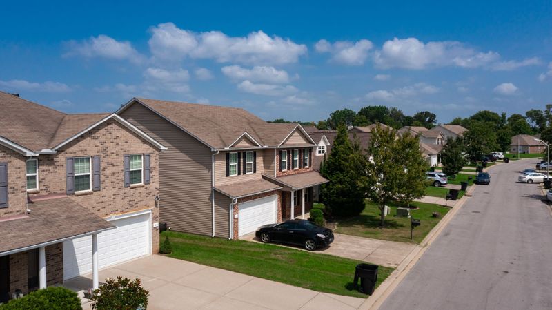 217 Campfire Dr, Murfreesboro, TN 37128