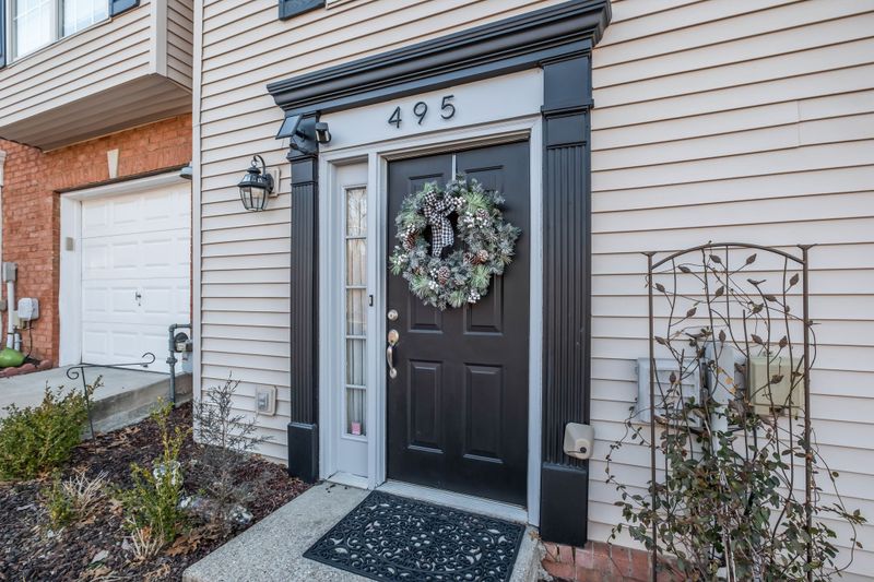 495 Huntington Ridge Dr, Nashville, TN 37211