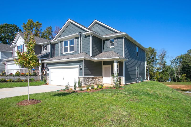 469 Brook Ave, White House, TN 37188