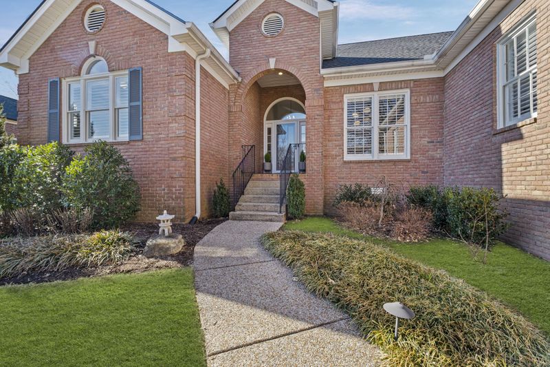 2731 Rock Wall Rd, Nashville, TN 37221