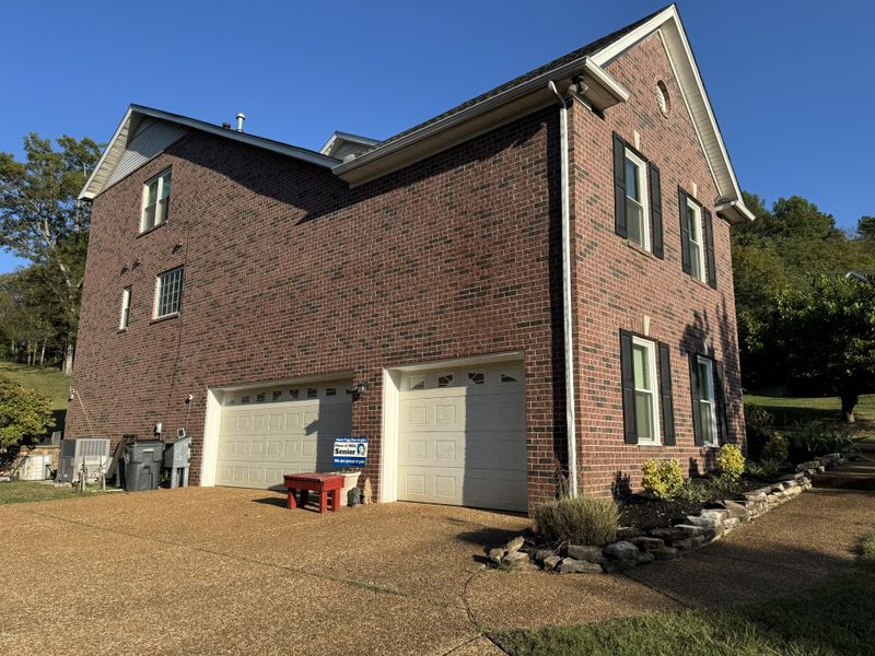 300 Summerwood Ln, Nashville, TN 37221