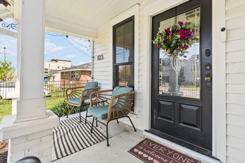 1123 Glenview Dr, Nashville, TN 37206