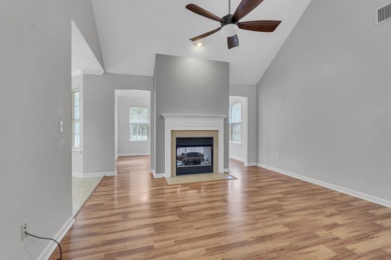 5133 Singing Hills Dr, Antioch, TN 37013