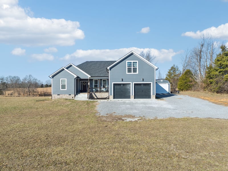 437B Nubia Rd, Westmoreland, TN 37186