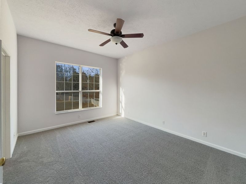 136 Waters Edge Ln, Hendersonville, TN 37075
