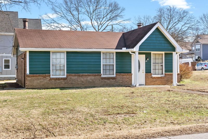 600 Croley Dr, Nashville, TN 37209