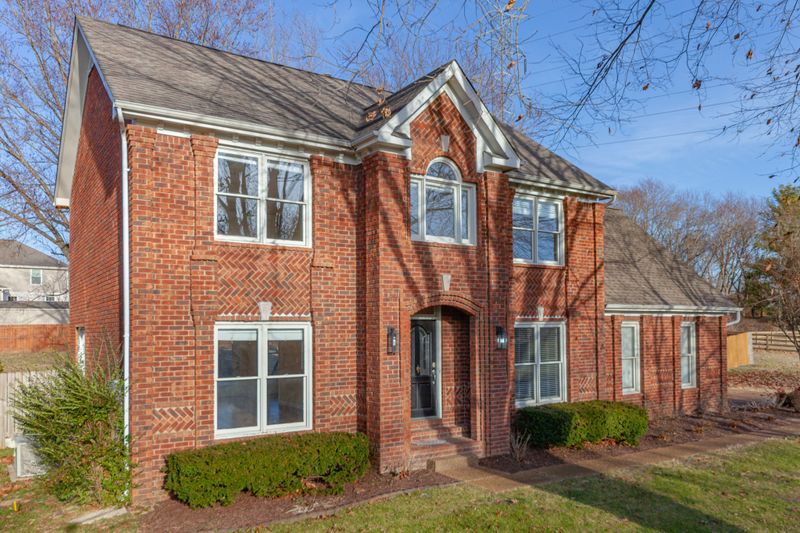 484 Ridgestone Dr, Franklin, TN 37064