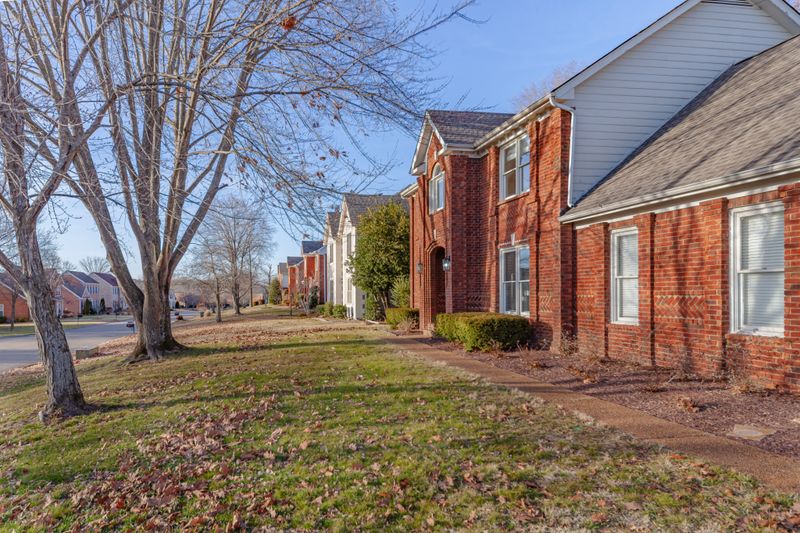 484 Ridgestone Dr, Franklin, TN 37064
