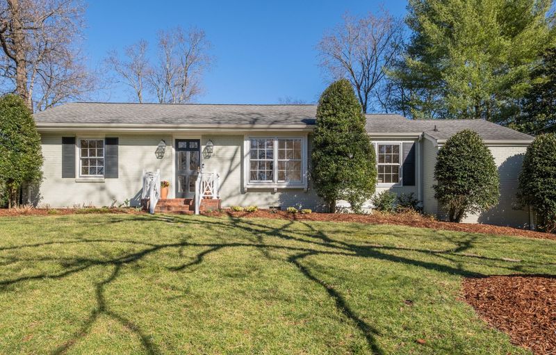 4000 Skyline Dr, Nashville, TN 37215
