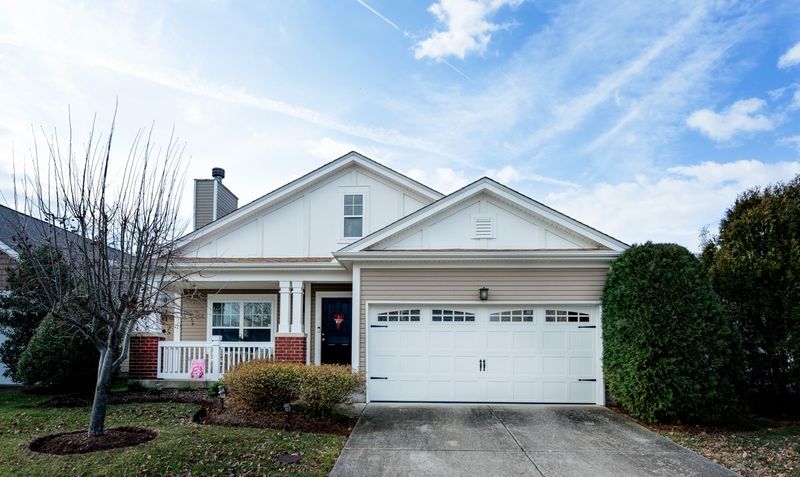 756 Gloucester Ln, Nashville, TN 37221