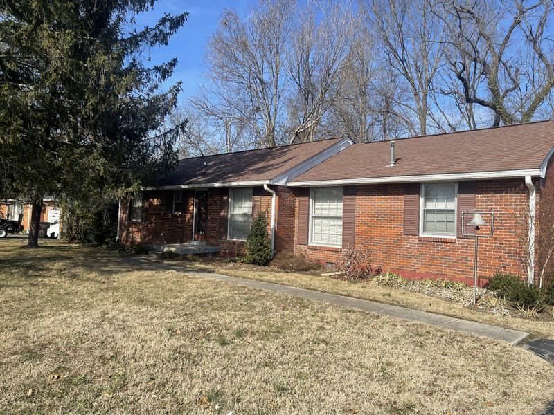 2108 June Dr, Nashville, TN 37214