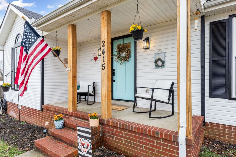 2415 Dilton Mankin Rd, Murfreesboro, TN 37127