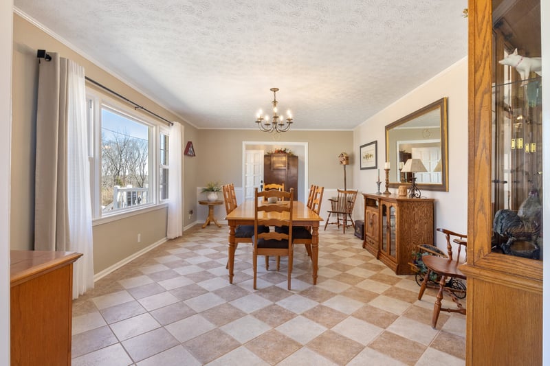 550 Tidwell Rd, Bon Aqua, TN 37025
