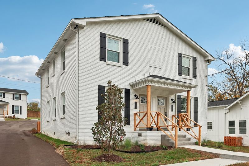 2130A B Sharondale Dr, Nashville, TN 37215
