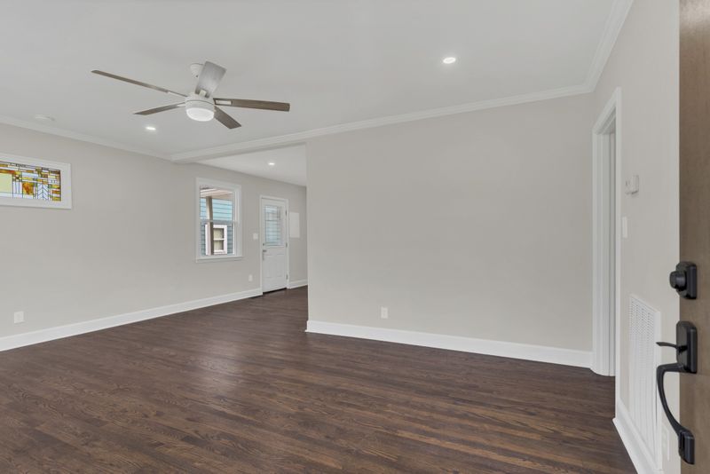 6355 Columbia Ave, Nashville, TN 37209