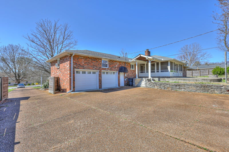 5327 Anchorage Dr, Nashville, TN 37220