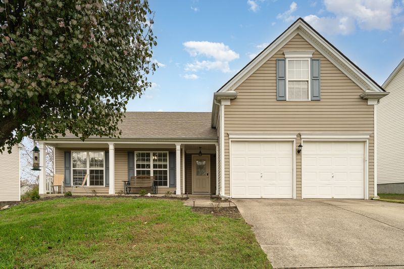 1723 Eagle Trace Dr, Mount Juliet, TN 37122