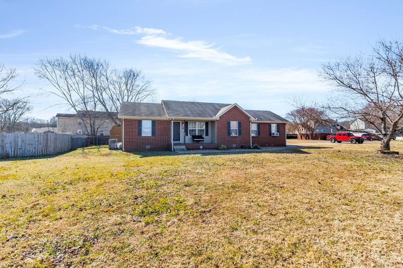 209 Vernon Traylor Dr, Smyrna, TN 37167