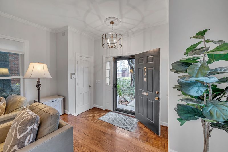 378 Elmington Ave, Nashville, TN 37205