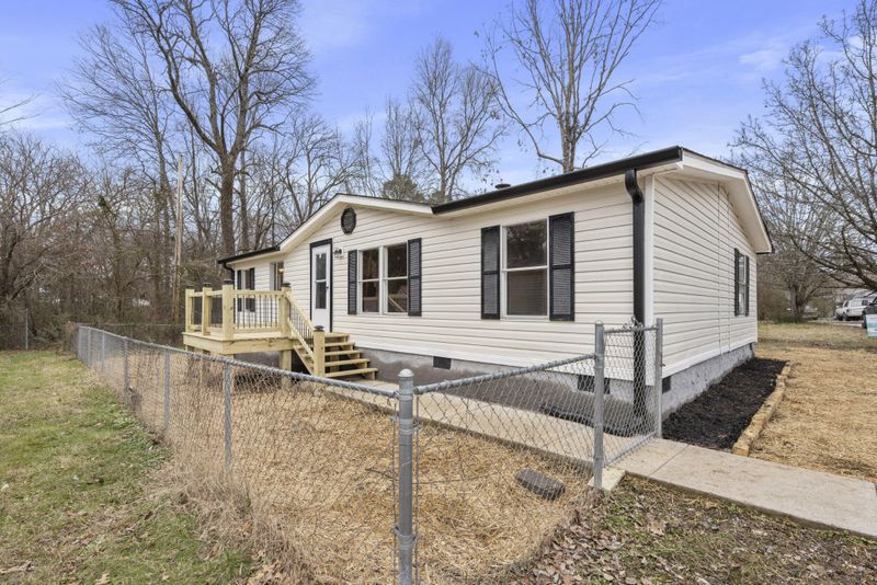 176 Pat Webb Cir, Rossville, GA 30741