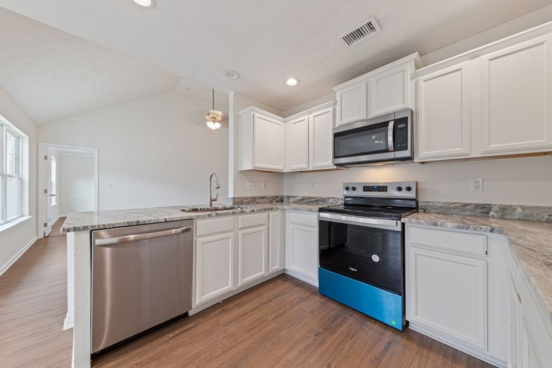 1521 Rockglade Rn, Antioch, TN 37013
