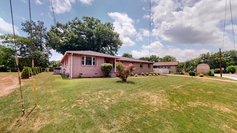 755 Rowan Dr, Nashville, TN 37207