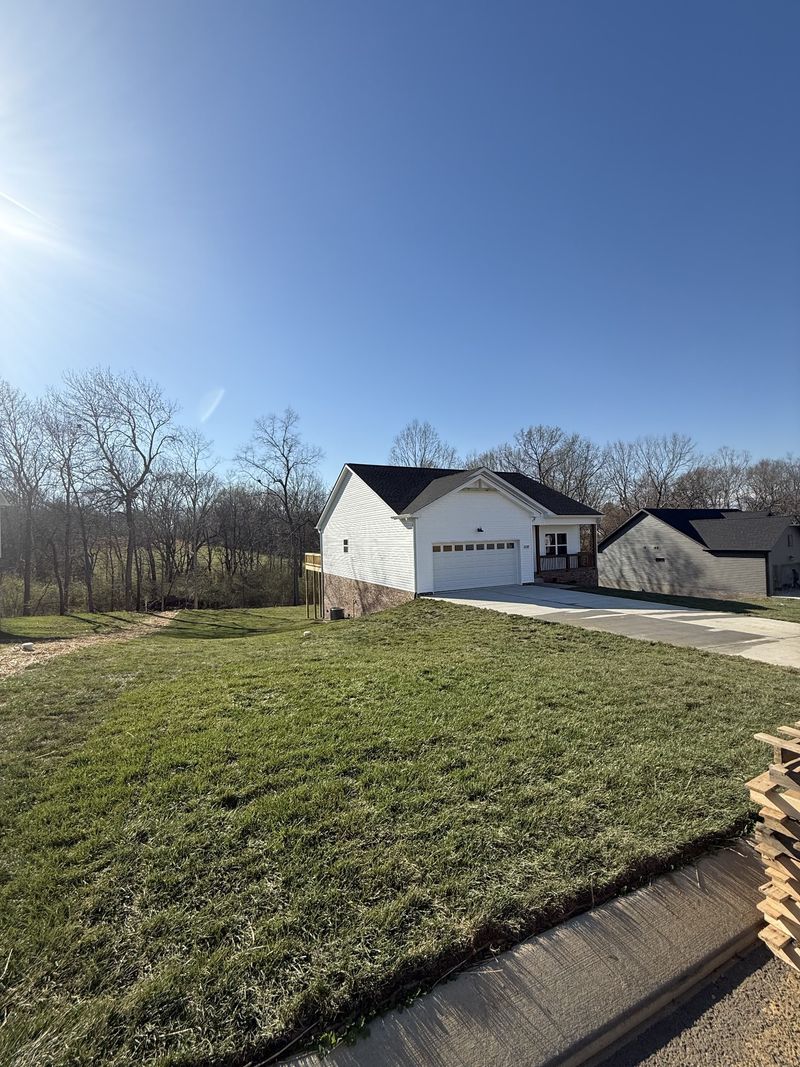 1137 Angus Way, Greenbrier, TN 37073