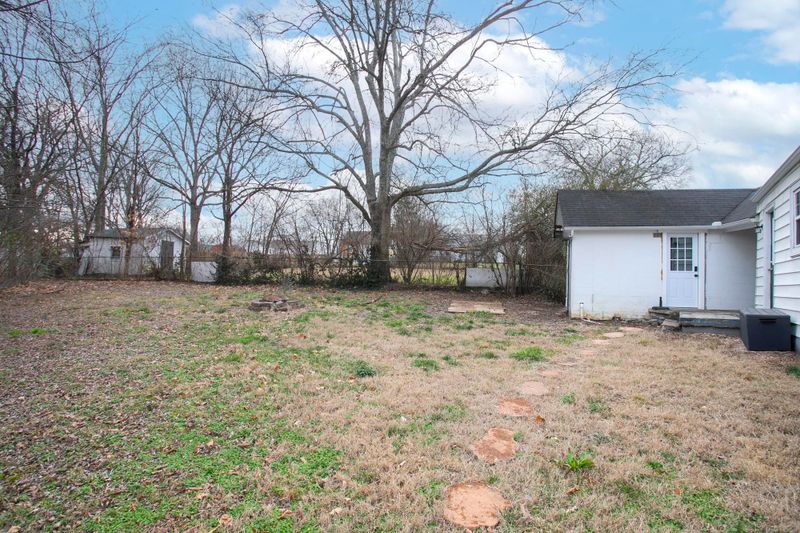 2616 Flamingo Dr, Nashville, TN 37207