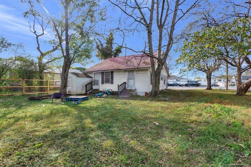 623 Wilson Ave, Lebanon, TN 37087