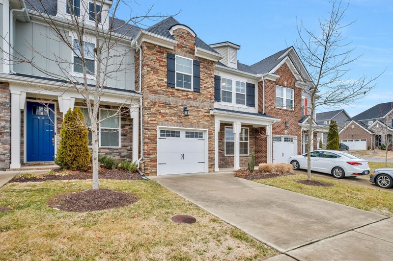 802 Kennear Ln, Mount Juliet, TN 37122
