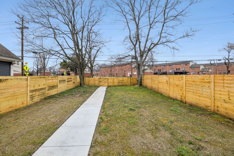 123 Charles E Davis Blvd, Nashville, TN 37210