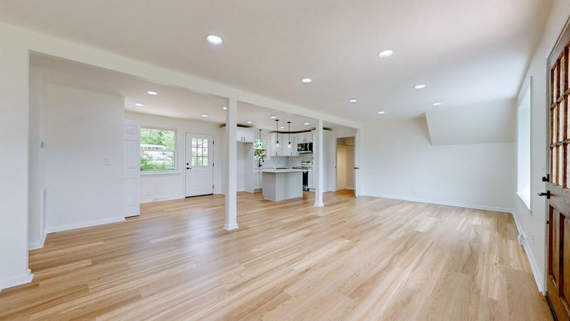 3962 Lawing Dr, Nashville, TN 37207