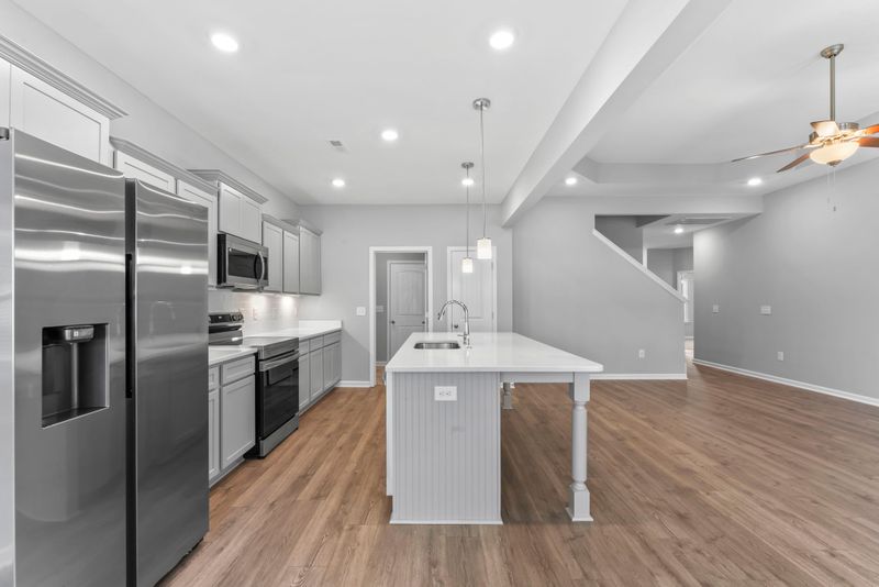 1027 Hickoryridge Dr, Murfreesboro, TN 37129