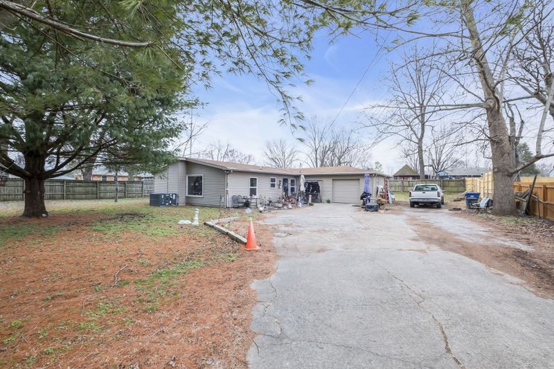 509 Keeton Ave, Old Hickory, TN 37138