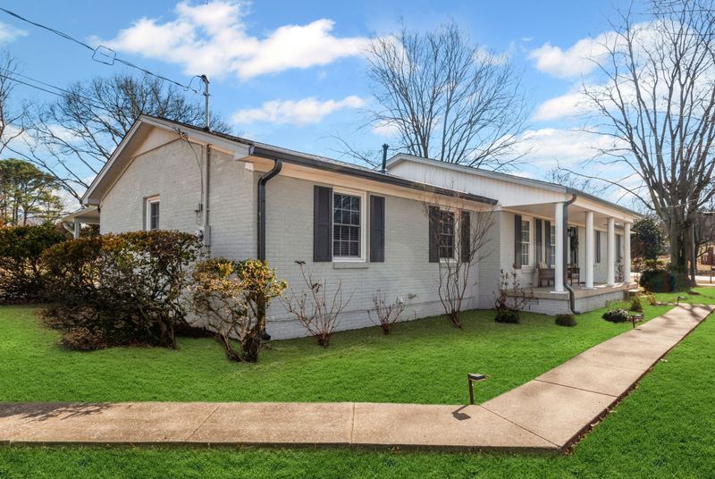 201 Sunnyside Ln, Columbia, TN 38401