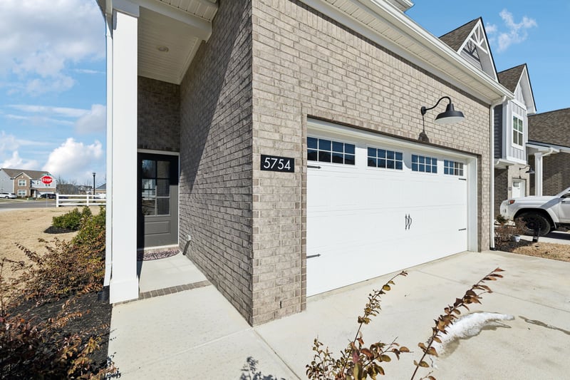 5754 Dockside Dr, Rockvale, TN 37153