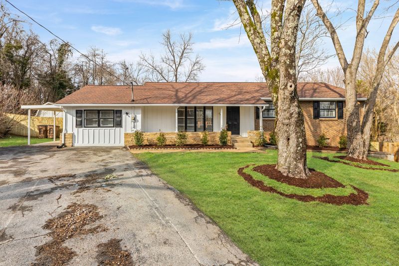 252 Nunley Dr, Nashville, TN 37211
