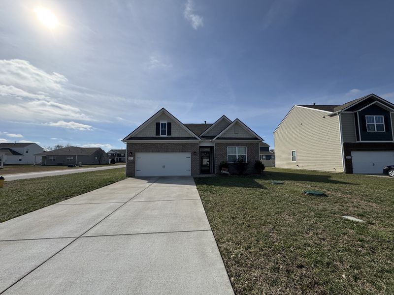 301 Tessa Grace Way, Murfreesboro, TN 37129