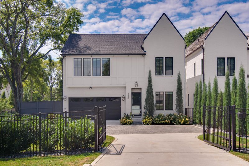 929 Glendale Ln, Nashville, TN 37204