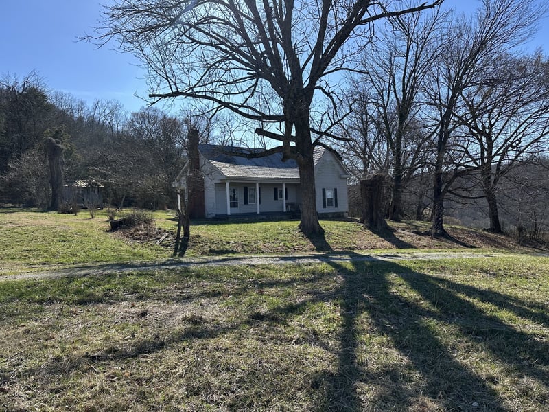 267 Grant Rd, Gordonsville, TN 38563