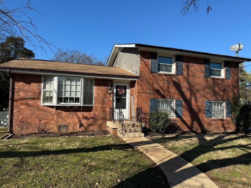 3104 Richmond Hill Dr, Nashville, TN 37207