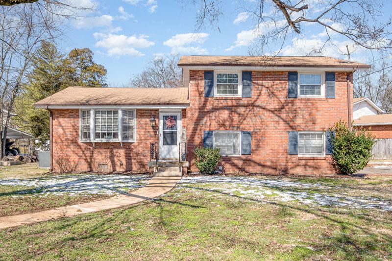 3104 Richmond Hill Dr, Nashville, TN 37207
