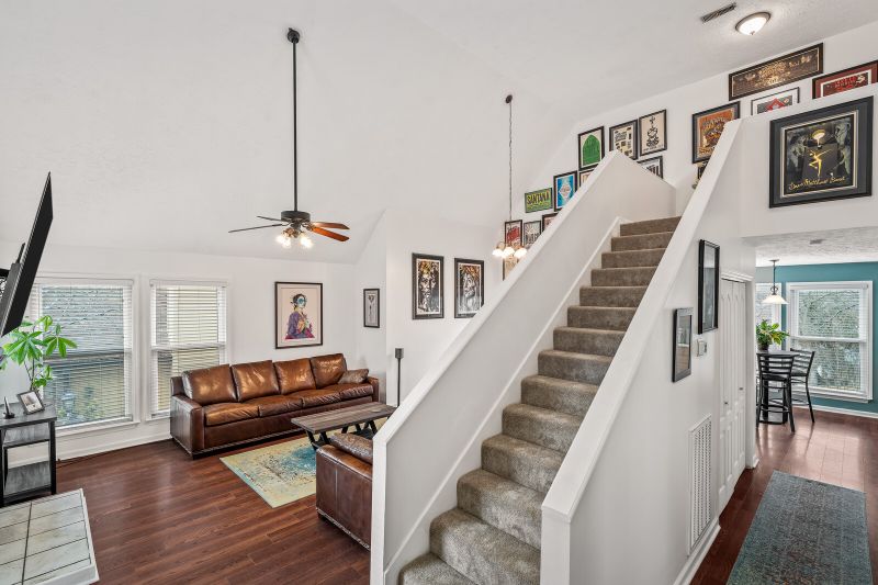 3304 E Lake Dr, Nashville, TN 37214