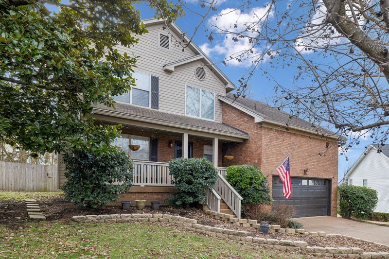 107 Hampton Ct, Hendersonville, TN 37075
