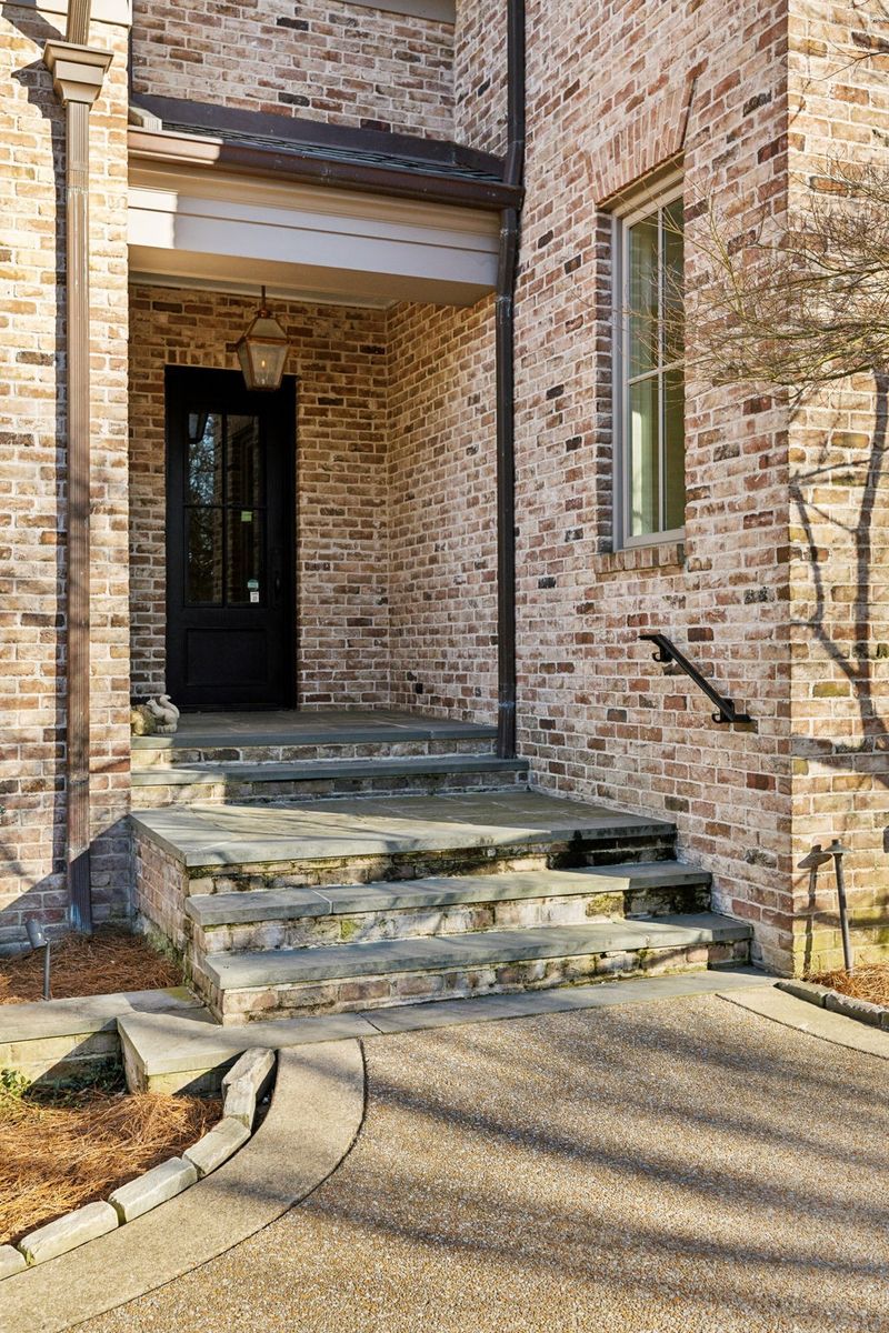 3918 Dorcas Dr, Nashville, TN 37215